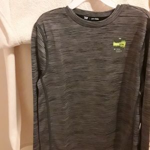 Nwt Tek Gear boys tshirt